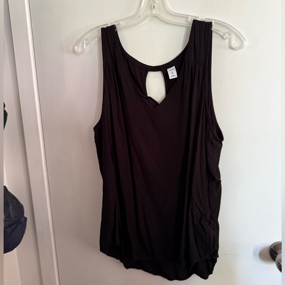 Old Navy Black Sleeveless Tank Top
